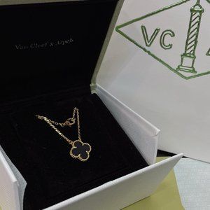 Van Cleef & Arpels Fashion Women's 18K necklace